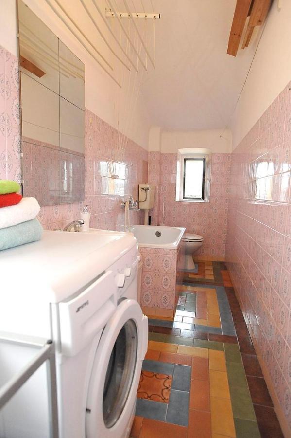 Apartment Kandler - Spacious And Confortable Триест Экстерьер фото