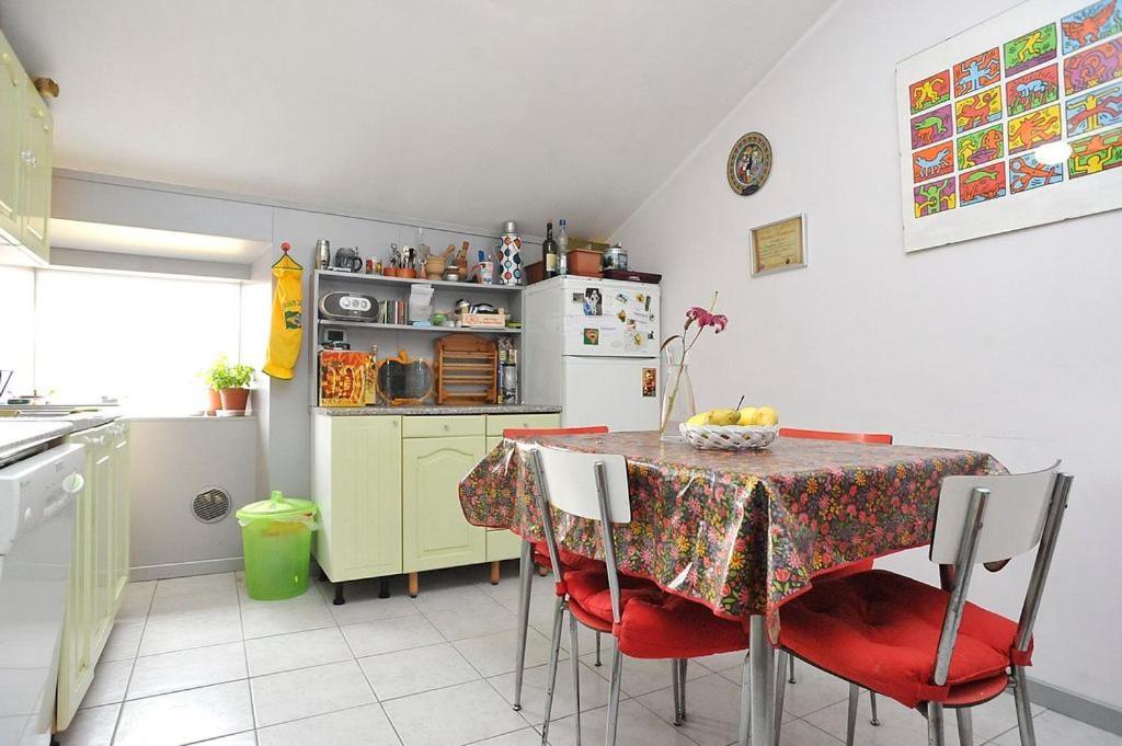 Apartment Kandler - Spacious And Confortable Триест Экстерьер фото
